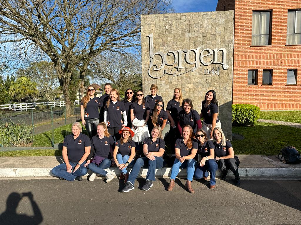 Mulheres Cooperativistas Veiling em Castro